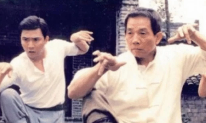 成龙|成龙和他闹翻,李连杰发誓永远不和他合作,而他却仍让我们缅怀