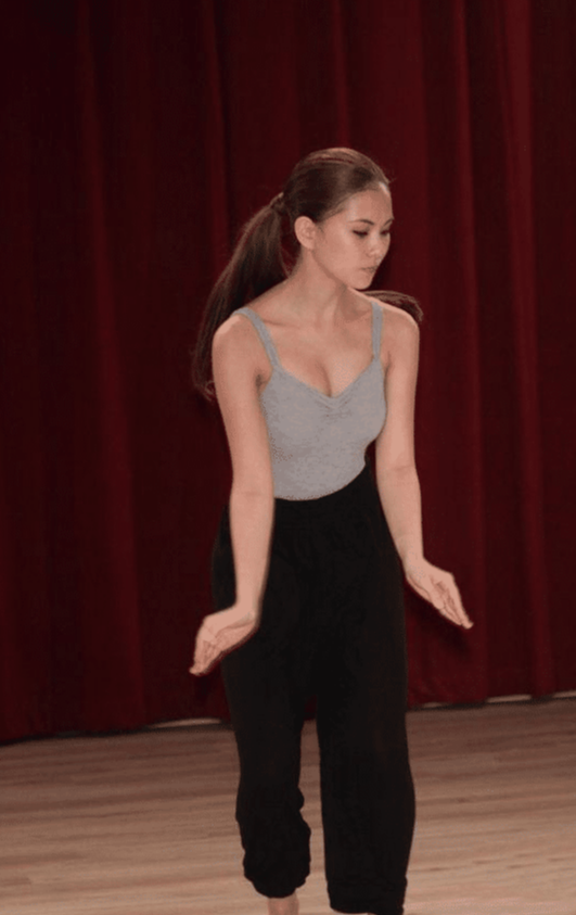 周杰伦|?昆凌17岁就被周杰伦追到手了，她的旧照曝光后，难怪周杰伦这么猴急！