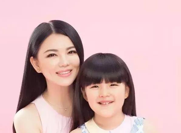 [姚明]王诗龄居然用“农村娃”称呼姚明的女儿，姚明的回复，引网友称赞