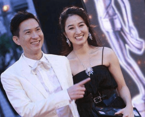 影帝|事业巅峰结婚息影，将丈夫捧成一线影帝之后，45岁喜迎二胎
