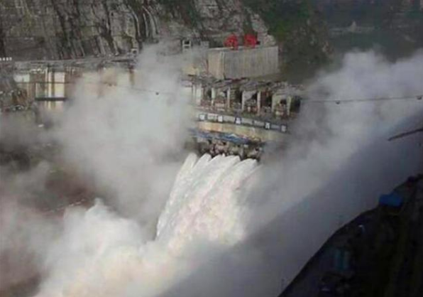 印度：印度无视警告，在下游修建水电站影响我国，却被我国一招控制！