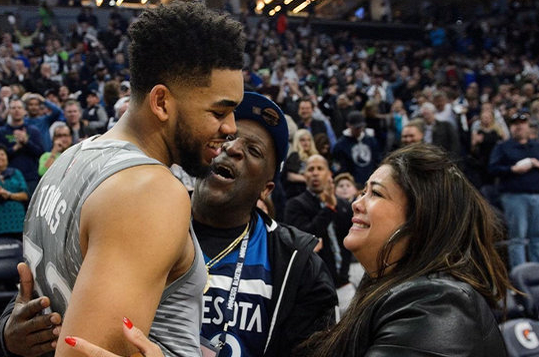 #周扬青#节日快乐!盘点母亲含辛茹苦养育的巨星,詹姆斯、杜兰特和哈登上榜