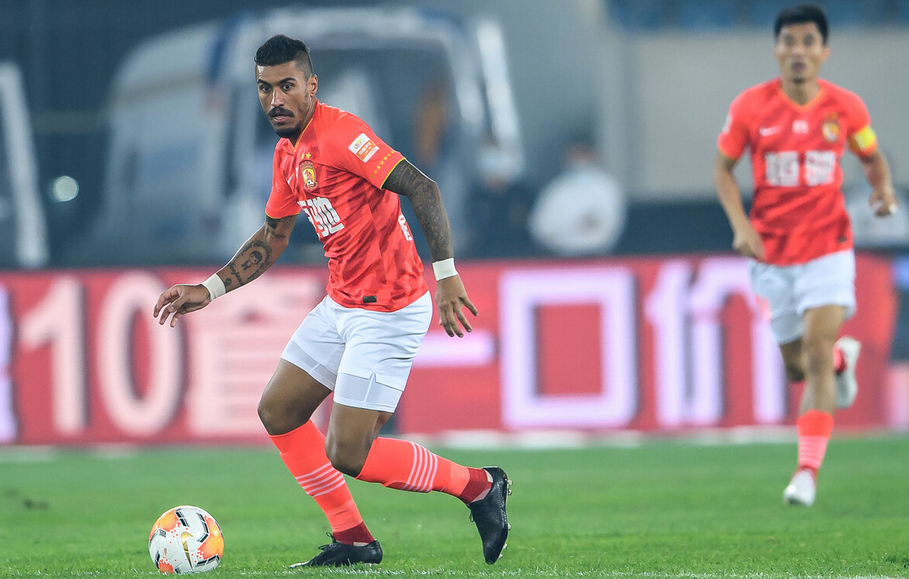 中超|重磅！曝24岁神锋将加盟中超冠军队，巨星身价缩水10倍转会无悬念