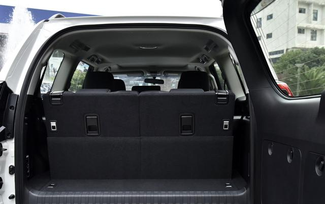 轮胎|堪称路上“坦克”,真正“越野王者”,10年只换2轮胎,开坏都难