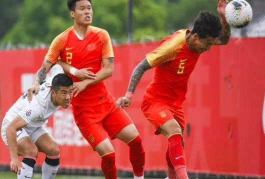 李铁：国足锋线人满为患，米卢向李铁支招，想要出场需具备这些条件