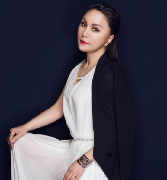 春晚|?连登7年春晚却飘了起来，被戳穿谎言后被抛弃，真是自讨苦吃