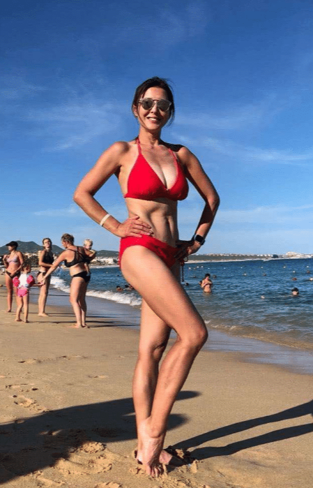 嫁入豪门|她曾和影帝同居8年，何家劲独宠她3年，转身嫁入豪门后活成人生赢家