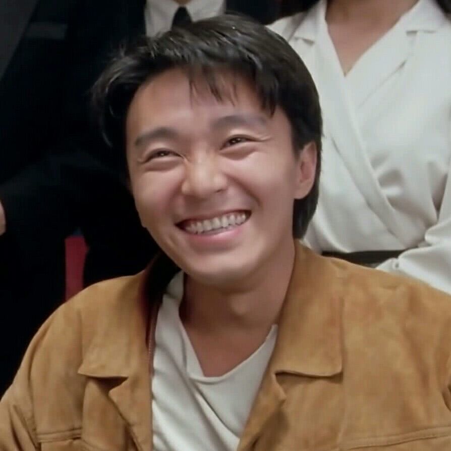 他被骂傻瓜,唯独周星驰当他是天才,只要是他的戏星爷从不喊ng