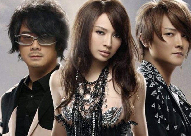 『飞儿乐团』曾误以为自己是乐队灵魂，飞儿乐队把主唱赶走？如今怎么样了