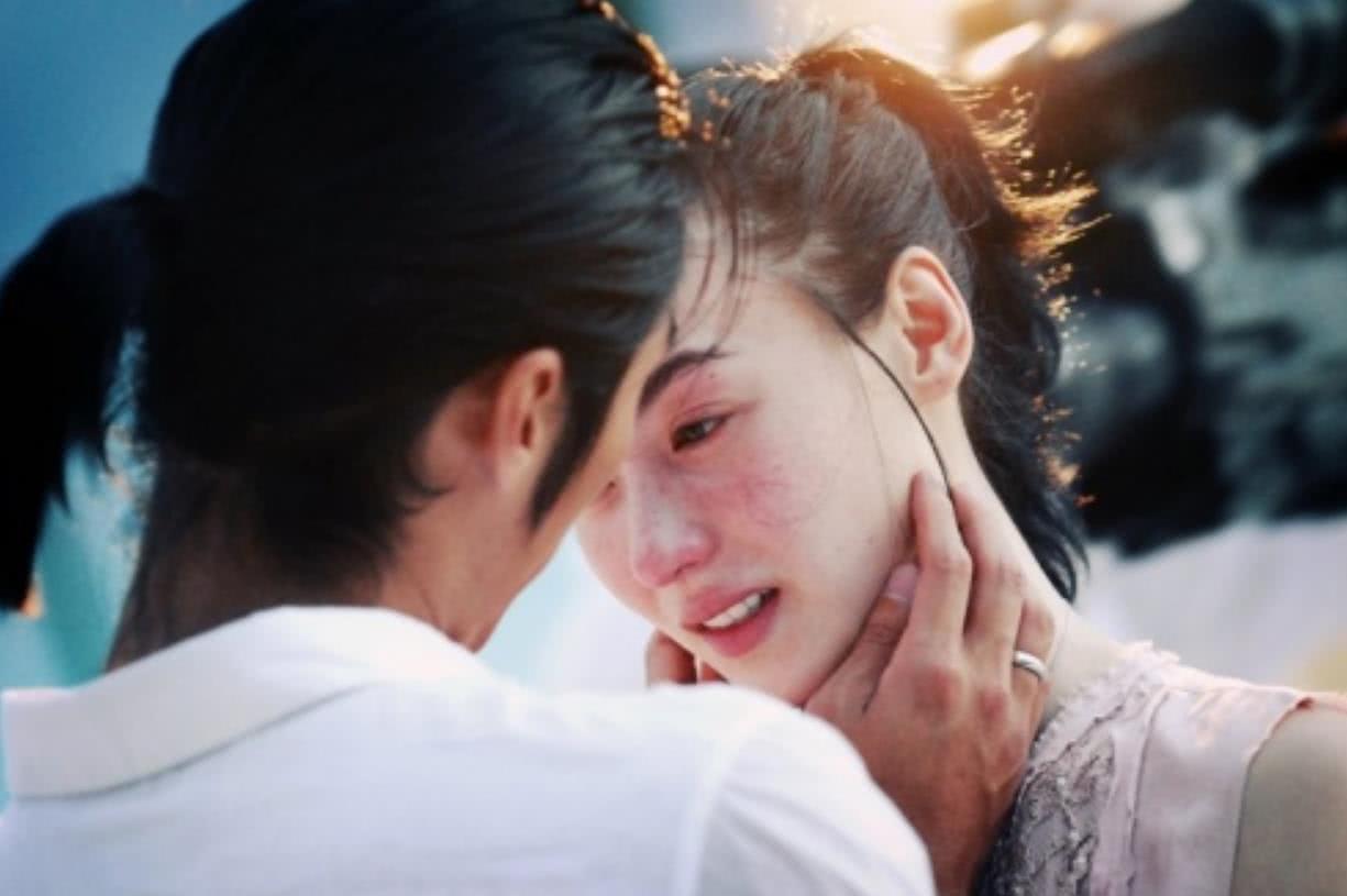 「王菲」张柏芝为何会输给大11岁的王菲？论富养女儿的重要性