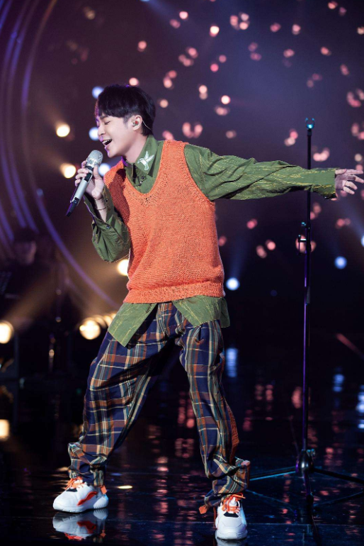 那英|他曾被那英嫌弃，又遭到张惠妹拒绝，如今他红到让人高攀不起