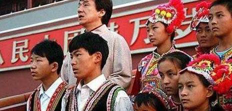 刘德华|明星在天安门的老合影, 看过刘德华的相片之后，引网友的热议！