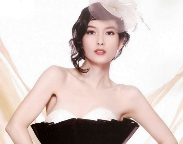周慧敏|被戴8次绿帽坚决不离婚，光当场撞见就有3次，网友：绿帽奥特曼！