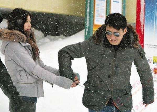 四大天王|结婚仅4年败光7亿，与女助理相恋生女，如今53岁仍想生儿子