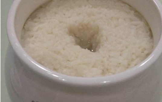 【蜂蜜】钓鱼界公认的“万能鱼饵”，适用于任何鱼类，家家户户都有！