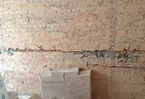 ##15年老师傅告诉你,水电别这么开槽,做了后悔10年!