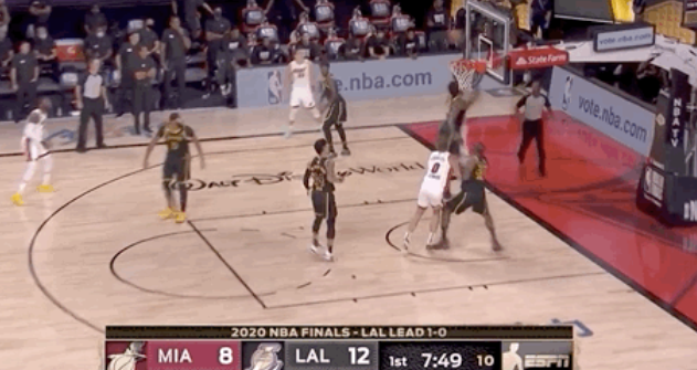 德怀特·霍华德|重回巅峰！霍华德开局爆发，强势统治内线，送巴特勒钉板大帽