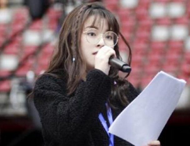 邢晗铭|她是好声音最惨冠军，本以为会大紫大红，没想到赛后却沦为路人