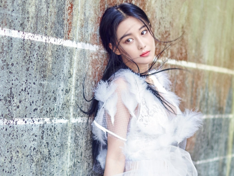 娱乐圈|娱乐圈顶级“猎手”，出道23年谈了6任女朋友，个个美艳动人