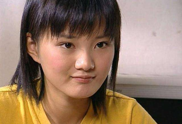 曾是红遍大江南北的女主角,现沦为柜台卖货员,到底经历了什么