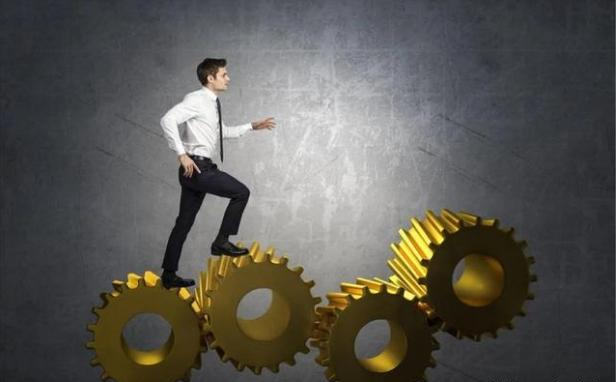 |领导说“辛苦了”，怎么回才显情商高？