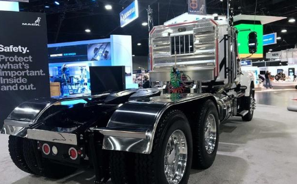 铸造铝圈仅24。7公斤，按轴收费后卡车轻量化，这东西不火都难