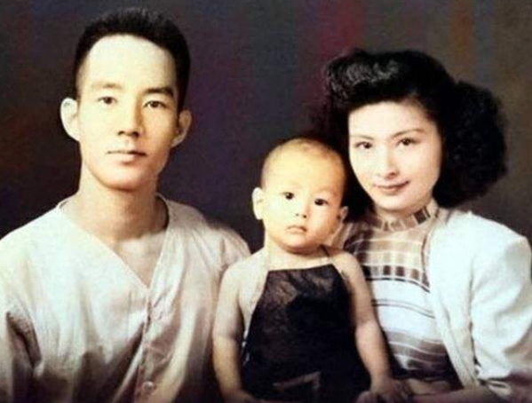 慕容婉儿|因戏结缘相守28年，妻子病重他放弃了治疗，拒绝留下妻子骨灰