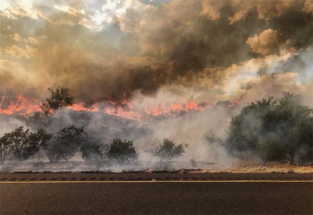 「美国」人祸未平天灾又至!美国人做梦也没想到,灾难这次来得这么快