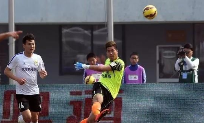 #皇家马德里#有钱任性,申花再签一名门将,一线队用不上将主攻预备队联赛