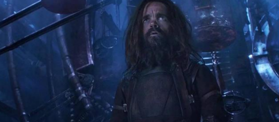 灭霸■灭霸在《复联4》的新武器大有来头，连美国队长的盾牌都能打烂