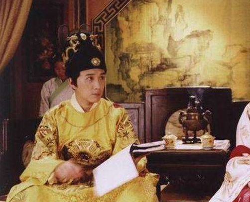 明孝宗朱佑樘为何念过三十就去世了？难道真的是万贵妃下的手吗