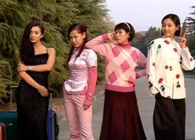 #赵今麦#?新《粉红女郎》意外杀青！赵今麦“哈妹”曝光太失望，17岁成阿姨