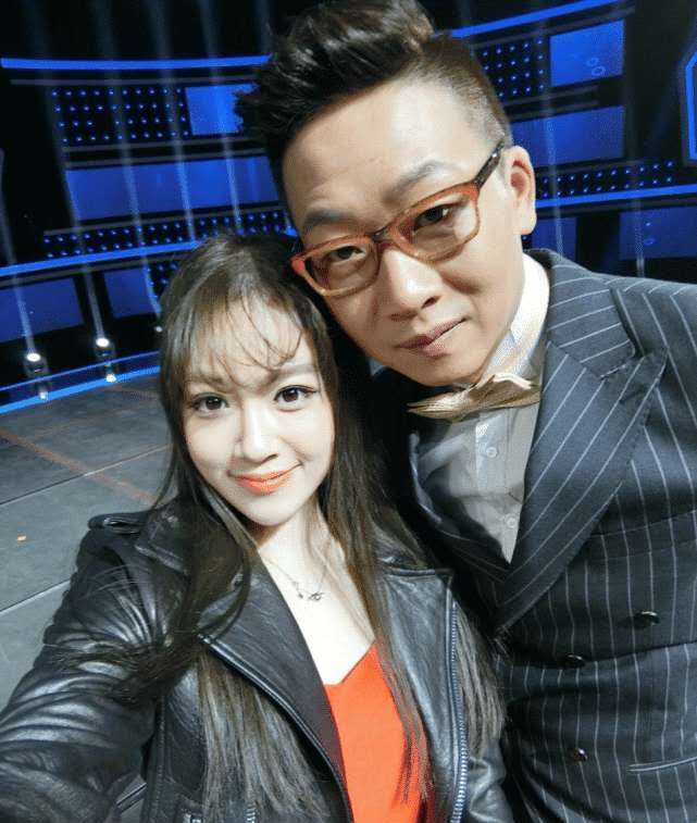 『央视』还记得前央视主持林海吗？抛弃大7岁原配，二婚娶女主持婚姻幸福