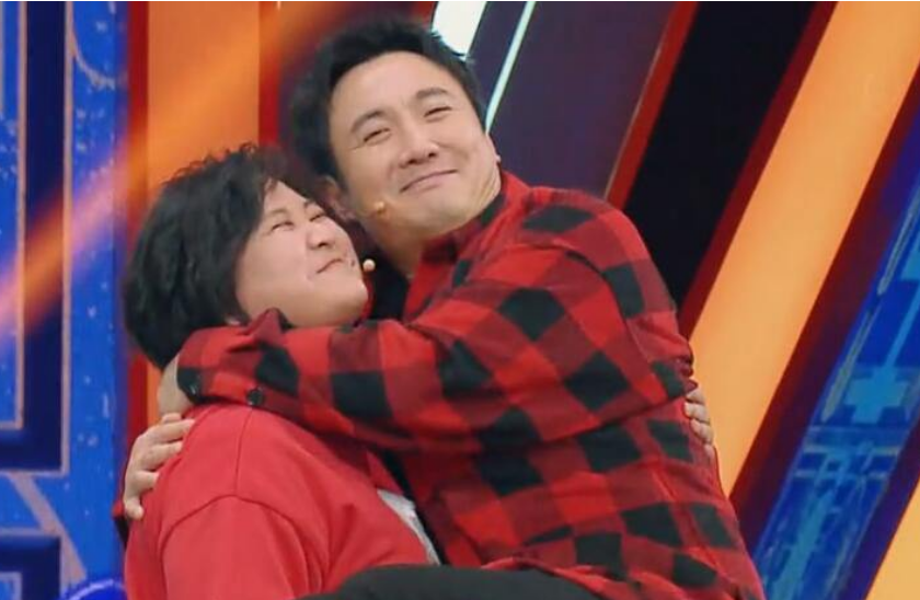 春晚|他上春晚6次失误了3次,但每一次失误都成经典,网友:难怪能红