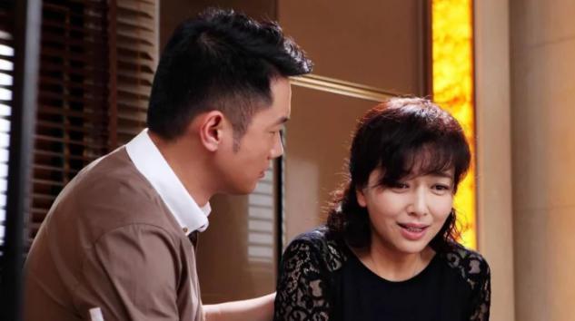 王丽坤|她曾抛弃王志文，跟高曙光闪婚，离婚后恋上靳东，今嫁马伊琍前任