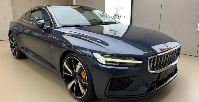 『沃尔沃』十年磨一剑，吉利、沃尔沃双剑合璧，极星问世，4秒破百