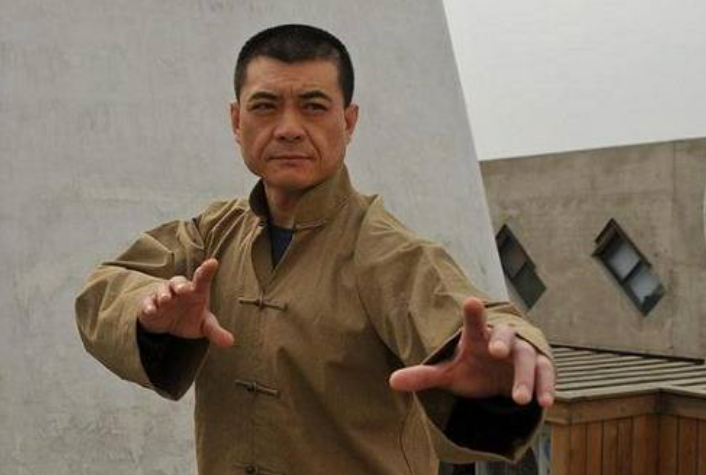 [于震]“抗日神剧”四兄弟，看到他们就想换台，已经形成条件反射了