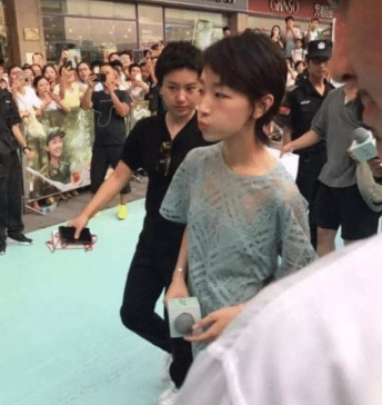 章子怡：到底有多少女星骗了我们，明明电视上那么美，真人却又瘦又丑