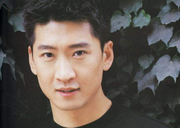 明星|宣布退圈永不复出的4位明星，至今没有食言，最后一位让人佩服