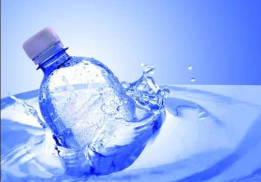 『微生物』为什么地球上的水,几亿年都没有过期,一放到到瓶里却有保质期?