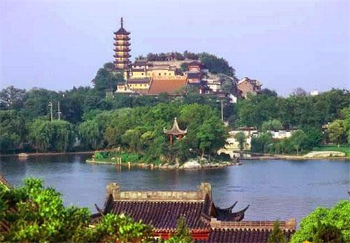 [外星人]苏轼发现“不明飞行物”，写下一首诗引发千年悬案，是外星人吗？