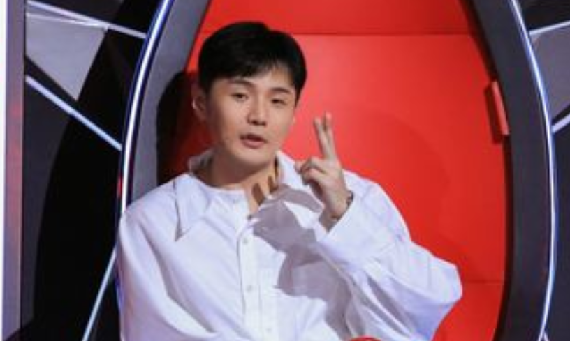 #刘欢#他是7年前被刘欢淘汰的歌手，最终逆袭成《好声音》最年轻导师！