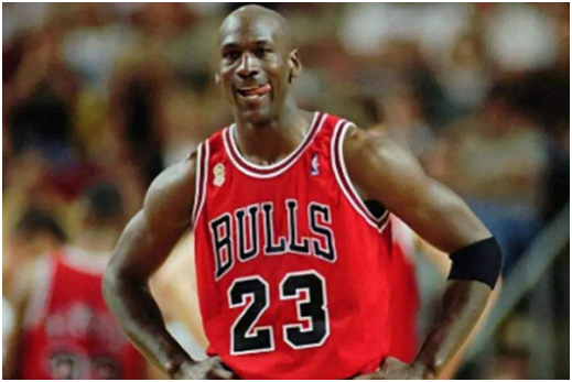 迈克尔·乔丹|乔丹:给我这4名球员,不仅能横扫联盟,10连冠都不是问题!