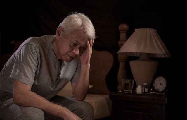 睡眠：夜晚睡觉时，若有这些迹象，或是肺在向你投诉，别再傻傻忽视了