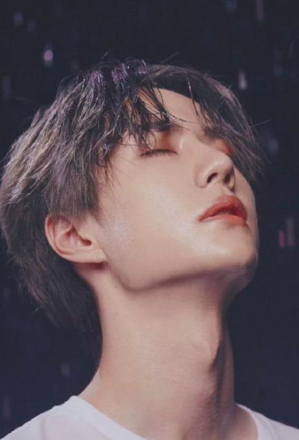 王一博|明星爸爸都干啥工作?蔡徐坤,王俊凯,范丞丞,看王一博:嫁定了