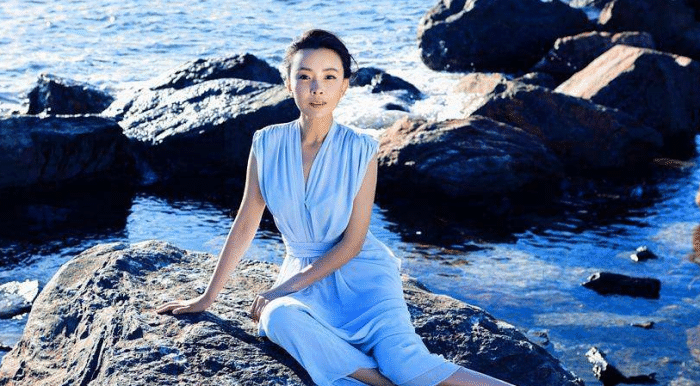 张嘉益|她是央视主持人，因为性格强势和张嘉译离婚，如今再嫁富豪逆生长