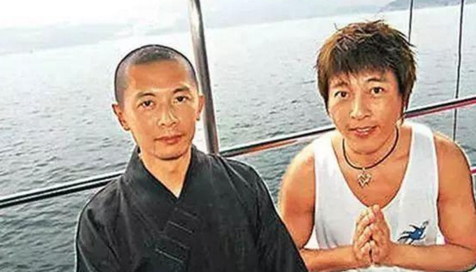 笑傲江湖|《笑傲江湖》演员现状，任盈盈残疾，林平之出家为僧，四人已去世