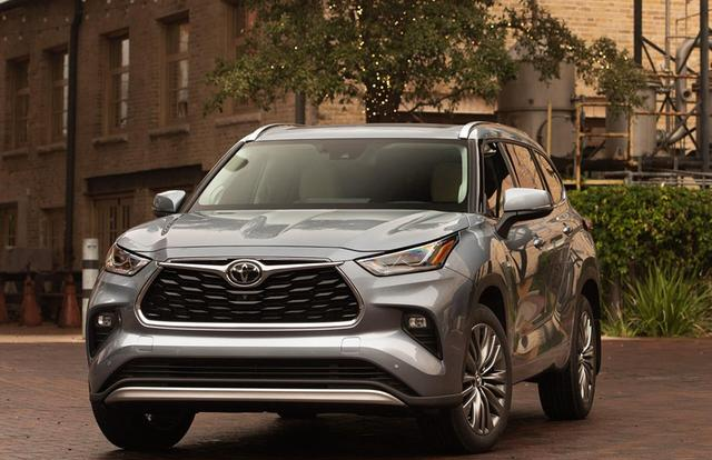 丰田汉兰达|时隔六年汉兰达终于换代, 搭载3.5L V6引擎, 这次真变\年轻\了