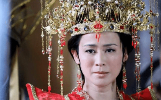 米雪|一大把年纪还演妙龄少女，忍了宣萱和米雪，最后一个真的忍无可忍！