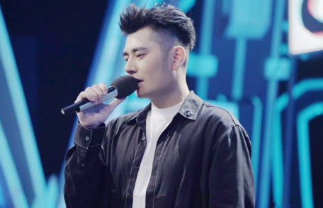 孙俪|孙俪和他同居多年被抛弃，邓超至今不与他同台，如今36岁的他依旧单身